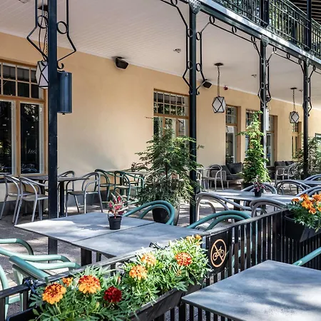 Hotel Scandic Hamburger Börs 4*