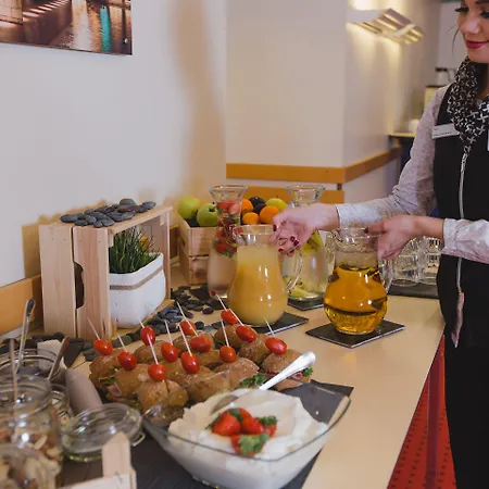 Hotel Scandic Hamburger Boers 4*